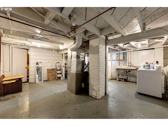 5230 Ne 33RD Ave, Portland, OR 97211