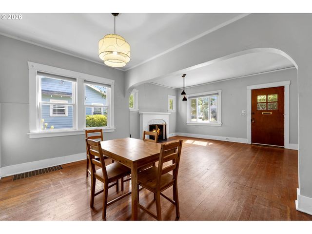 5230 Ne 33RD Ave, Portland, OR 97211