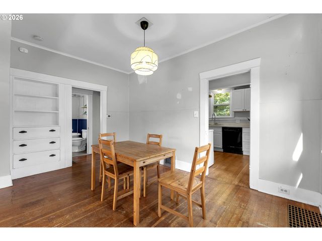 5230 Ne 33RD Ave, Portland, OR 97211