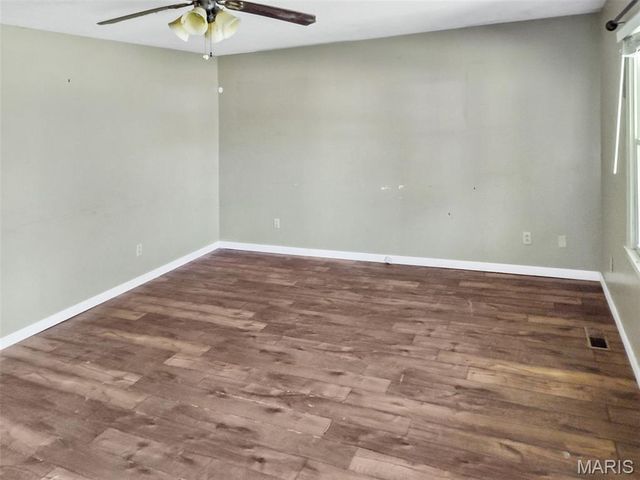 109 Andrea Street, Sikeston, MO 63801