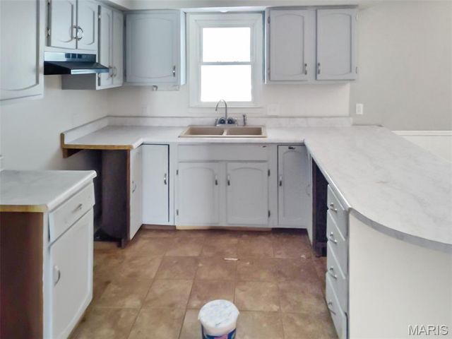 109 Andrea Street, Sikeston, MO 63801