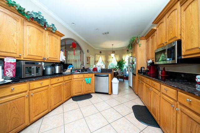 1316 Nottingham, White Oak, TX 75693