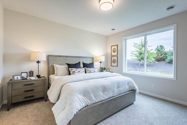 19160 Cloverleaf Way, Farmington, MN 55024