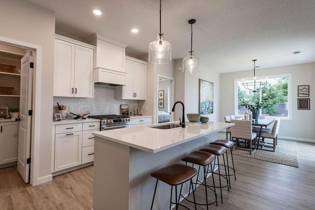 19160 Cloverleaf Way, Farmington, MN 55024