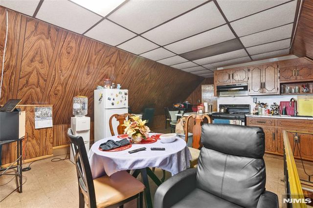 109 Franklin Street, Elizabethport, NJ 07206