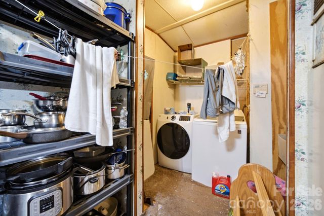 1039 Monterey Drive, Iron Station, NC 28080