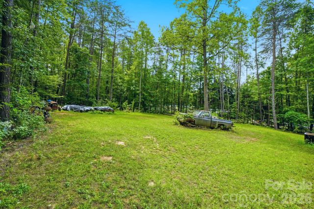 1039 Monterey Drive, Iron Station, NC 28080