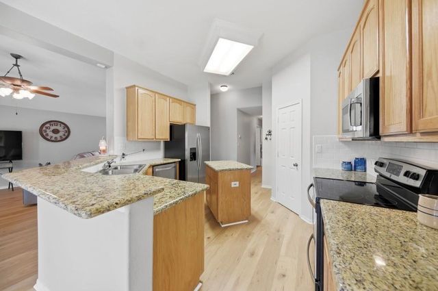 306 Matula Avenue, Schulenburg, TX 78956