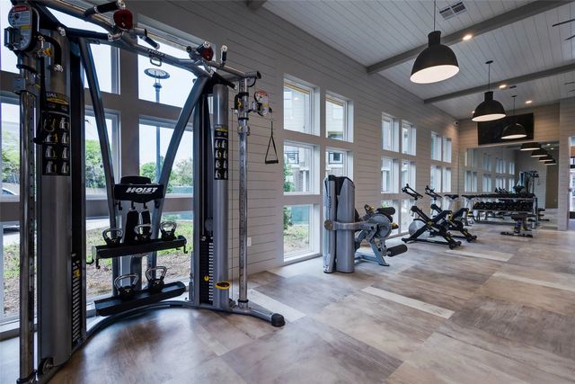 4020 McEwen Road 10114, Farmers Branch, TX 75244