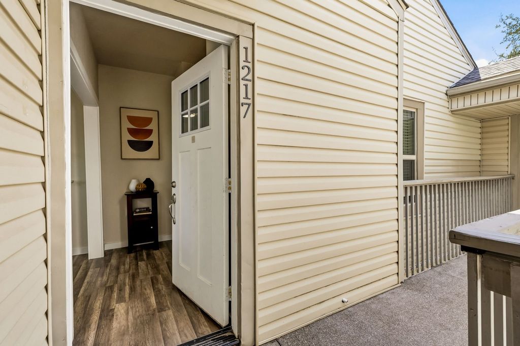 7340 Skillman Street 1217, Dallas, TX 75231
