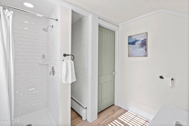 33 White Church Lane, Troy, NY 12180