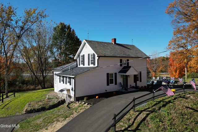 33 White Church Lane, Troy, NY 12180