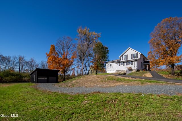 33 White Church Lane, Troy, NY 12180