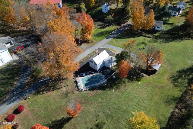 33 White Church Lane, Troy, NY 12180