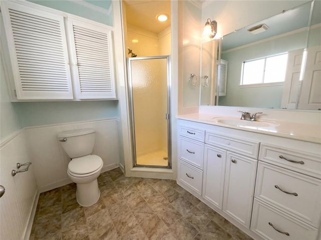 6603 Glenn Lakes Drive, Houston, TX 77069