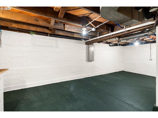 1706 N WINCHELL St, Portland, OR 97217