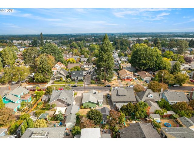 1706 N WINCHELL St, Portland, OR 97217