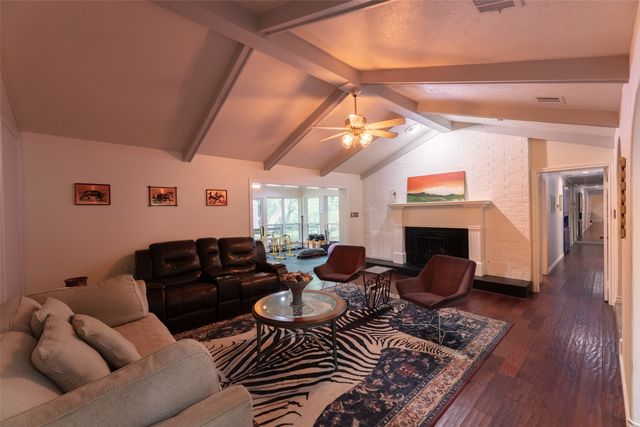 4000 Post Oak Road, Flower Mound, TX 75022