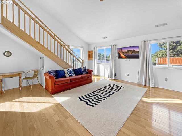 17197 S PASSLEY Rd, Brookings, OR 97415