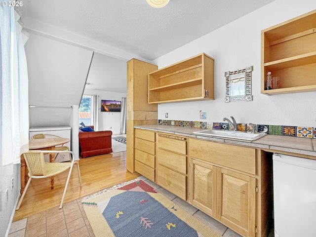 17197 S PASSLEY Rd, Brookings, OR 97415