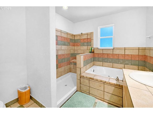 17197 S PASSLEY Rd, Brookings, OR 97415