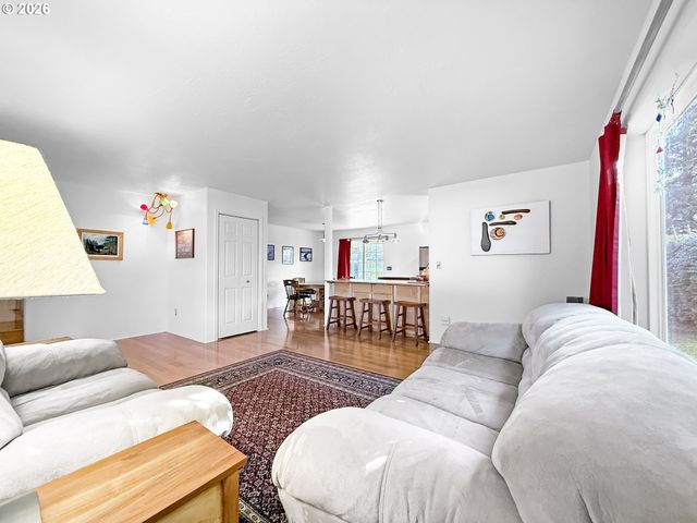 17197 S PASSLEY Rd, Brookings, OR 97415