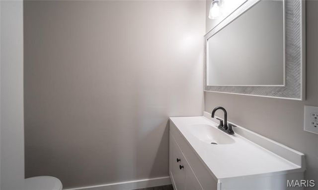 203 Bell Avenue, Waynesville, MO 65583