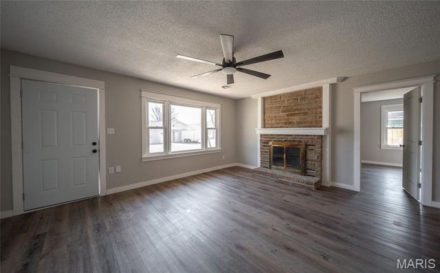 203 Bell Avenue, Waynesville, MO 65583