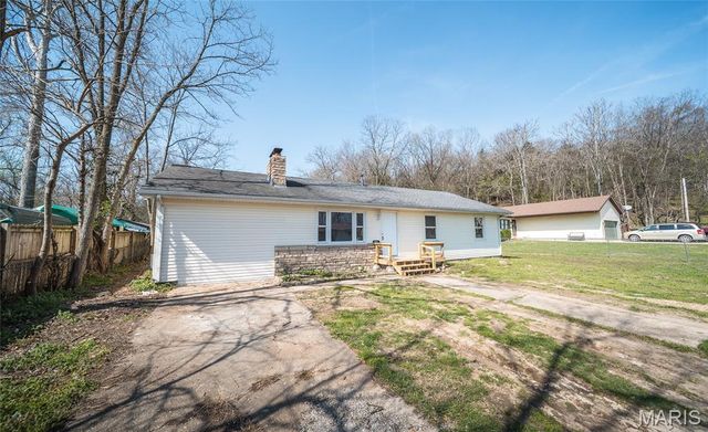 203 Bell Avenue, Waynesville, MO 65583