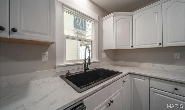 203 Bell Avenue, Waynesville, MO 65583