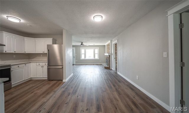 203 Bell Avenue, Waynesville, MO 65583