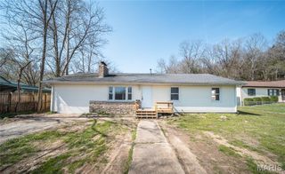 203 Bell Avenue, Waynesville, MO 65583