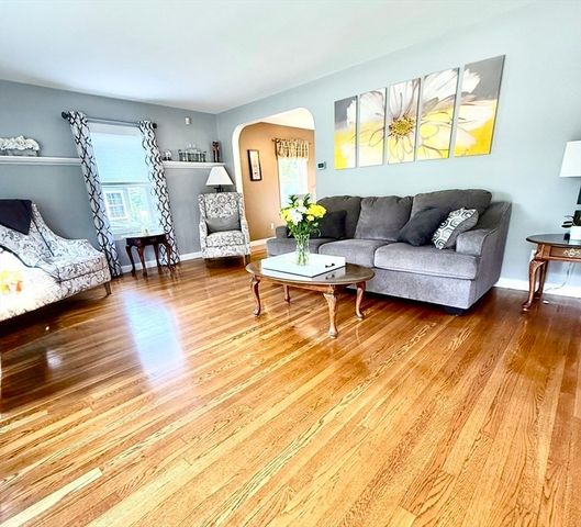 75 White Street, Raynham, MA 02767