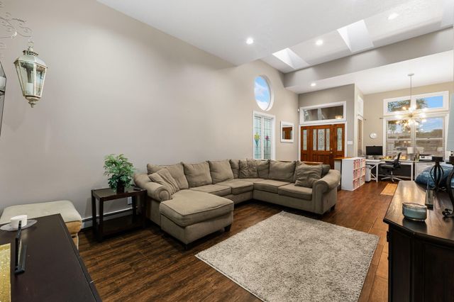 3121 Paradise Court SE, Rio Rancho, NM 87124