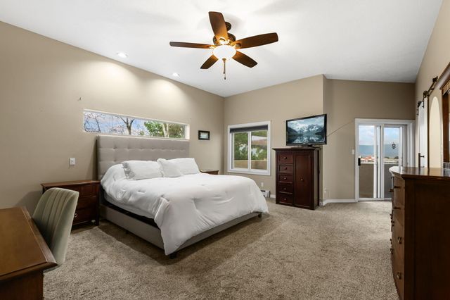 3121 Paradise Court SE, Rio Rancho, NM 87124
