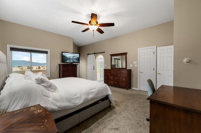 3121 Paradise Court SE, Rio Rancho, NM 87124