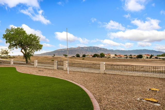 3121 Paradise Court SE, Rio Rancho, NM 87124