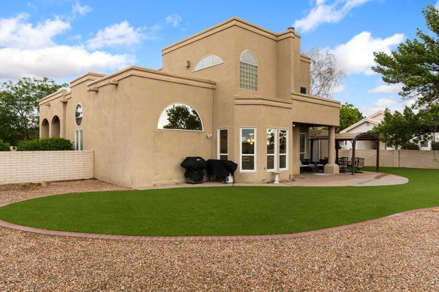 3121 Paradise Court SE, Rio Rancho, NM 87124