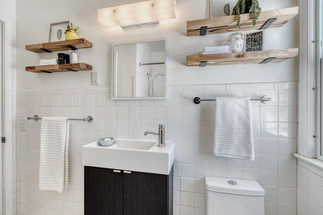 5856 Wentworth Avenue, Minneapolis, MN 55419