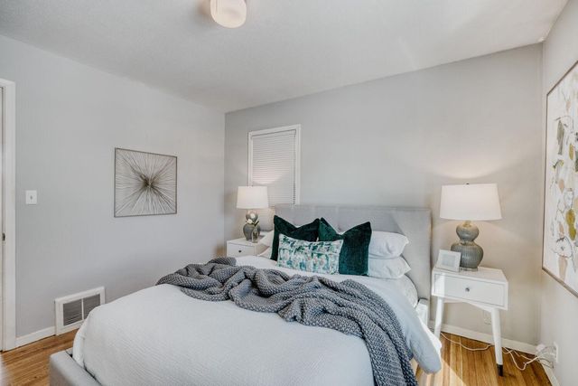 5856 Wentworth Avenue, Minneapolis, MN 55419