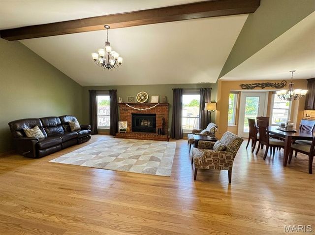 12028 Clichy Lane, Bridgeton, MO 63044