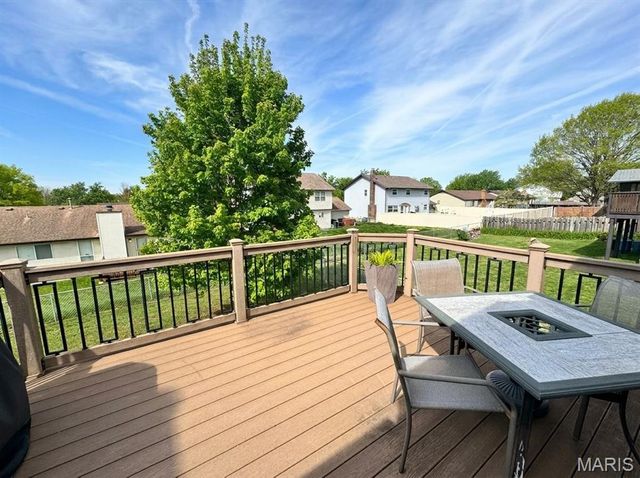 12028 Clichy Lane, Bridgeton, MO 63044