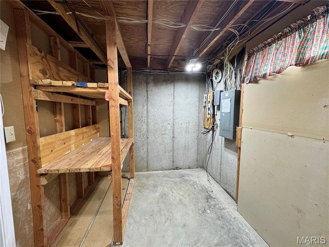 12028 Clichy Lane, Bridgeton, MO 63044