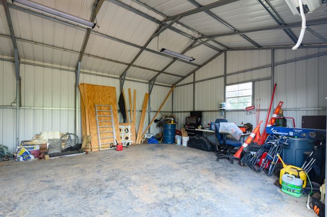 13100 US 281 North, Jacksboro, TX 76458