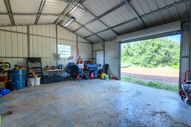 13100 US 281 North, Jacksboro, TX 76458
