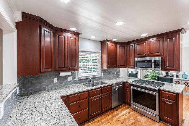 103 Longview Rdg, Hendersonville, TN 37075