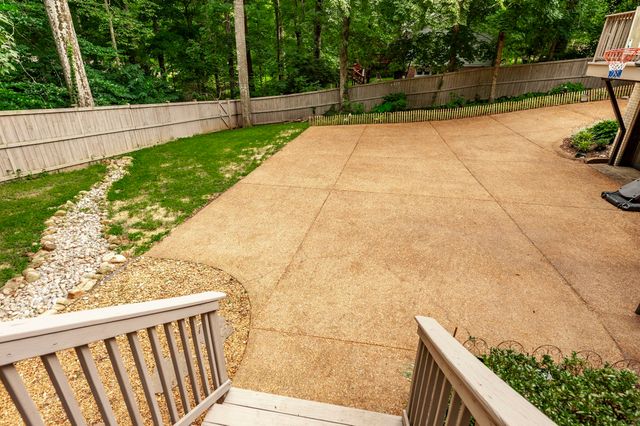 103 Longview Rdg, Hendersonville, TN 37075