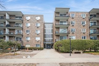 250 Ridge Avenue 4L, Evanston, IL 60202