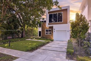 1816 SW 23rd St, Miami, FL 33145