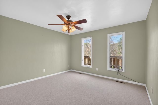 E 106 Beaver Dam CT, Goodview, VA 24095